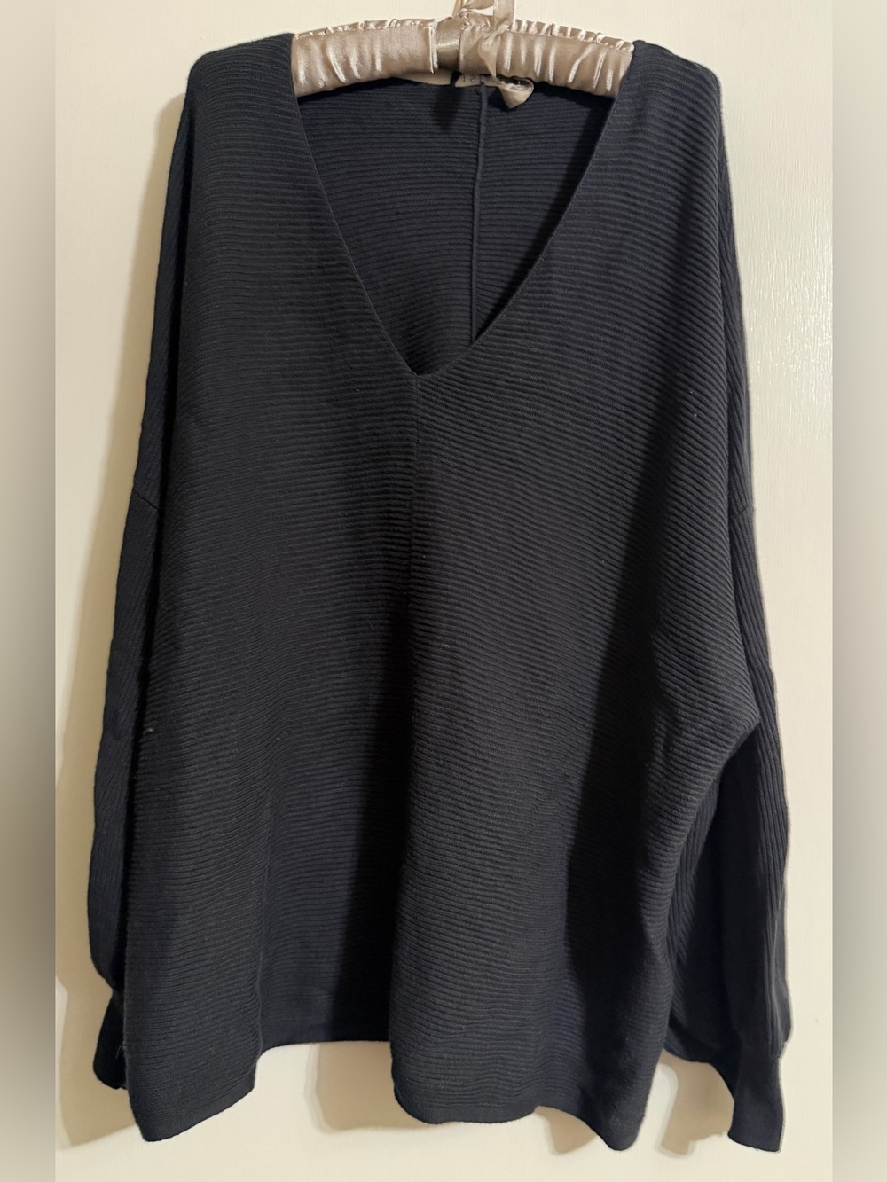 Vneck Balloon Sleeve sweater